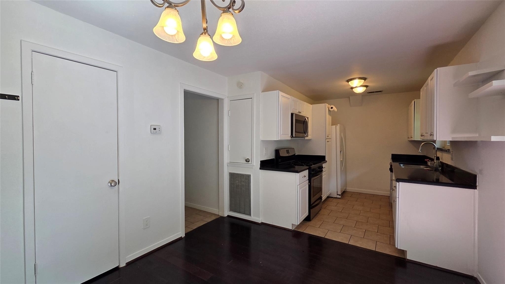 5434 Goldspier Street - Photo 8