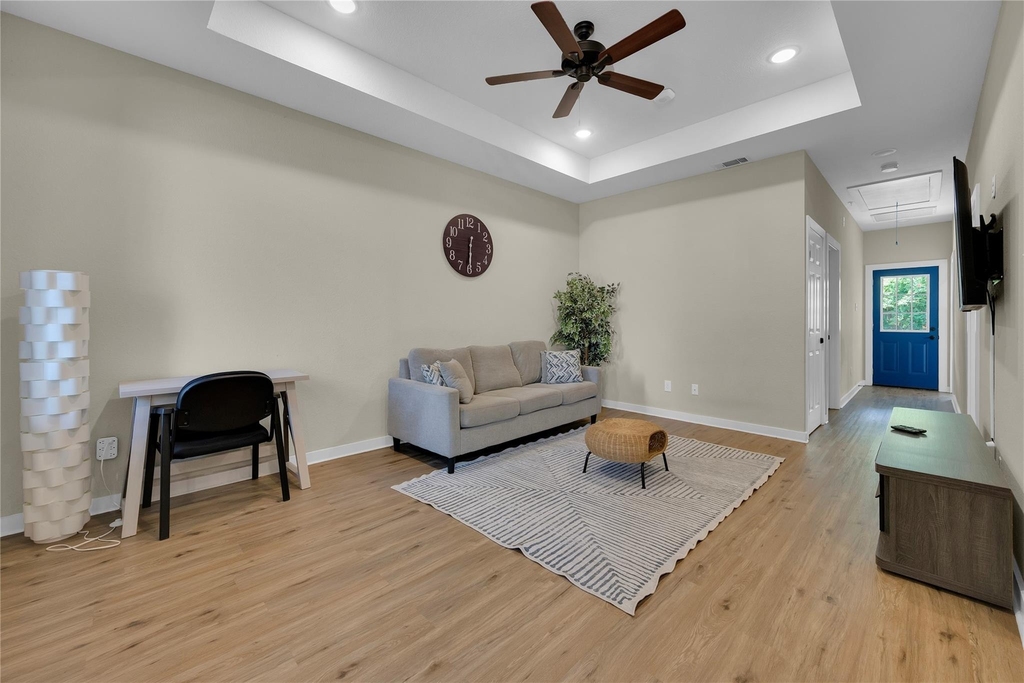 10317 Lake Road - Photo 4