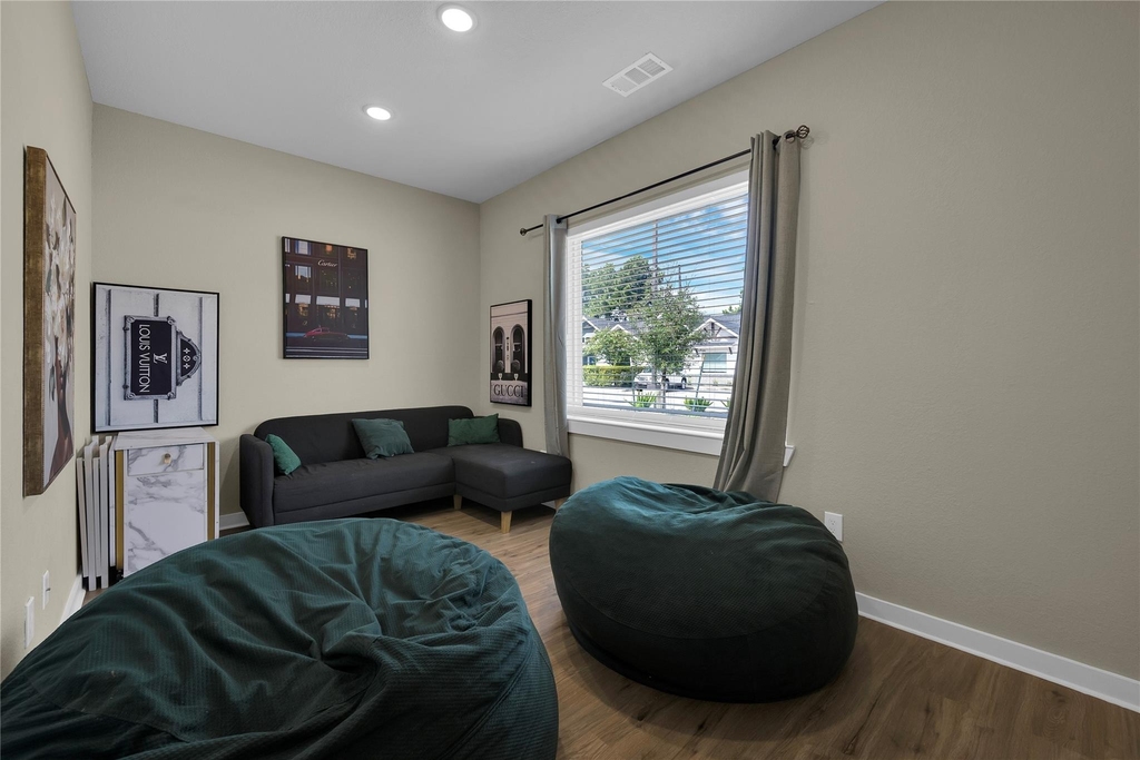 10317 Lake Road - Photo 6