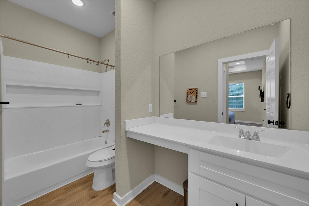10317 Lake Road - Photo 14