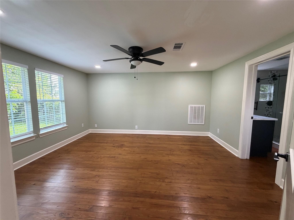 8907 Meadow Vista Boulevard - Photo 15