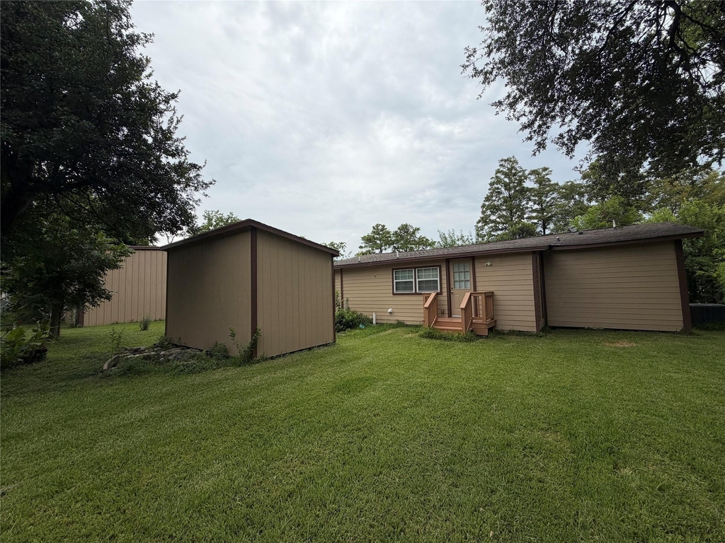 8907 Meadow Vista Boulevard - Photo 4