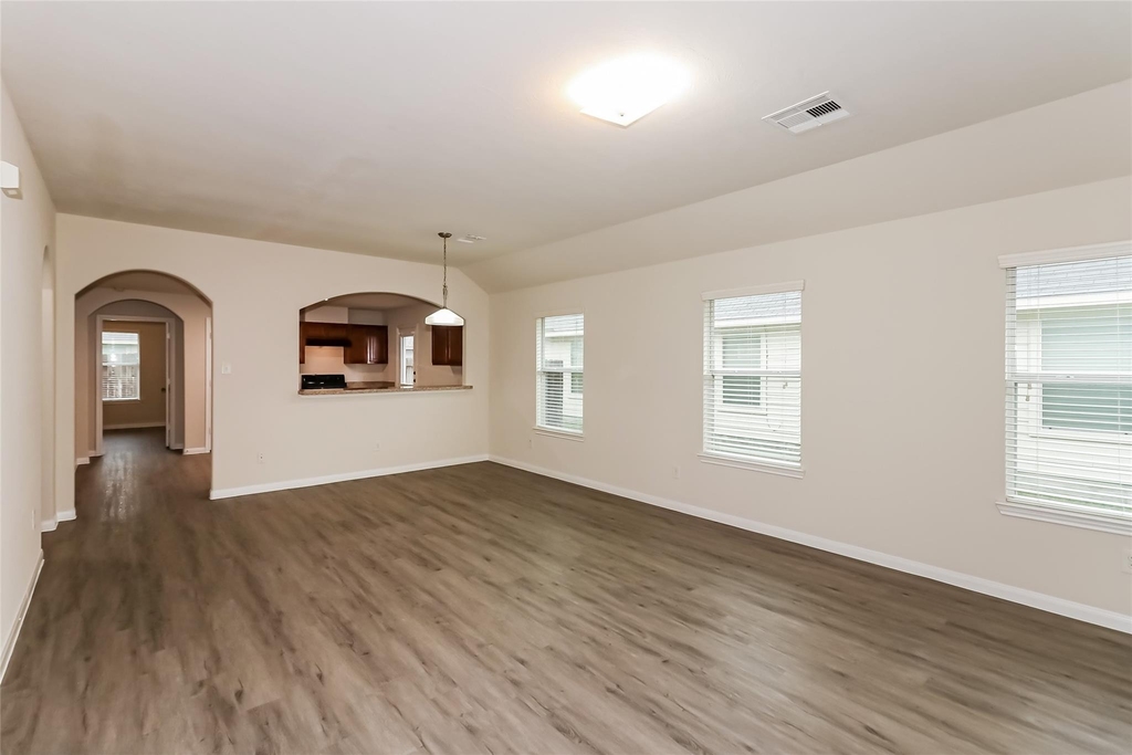 5627 Plantation Forest Drive - Photo 4