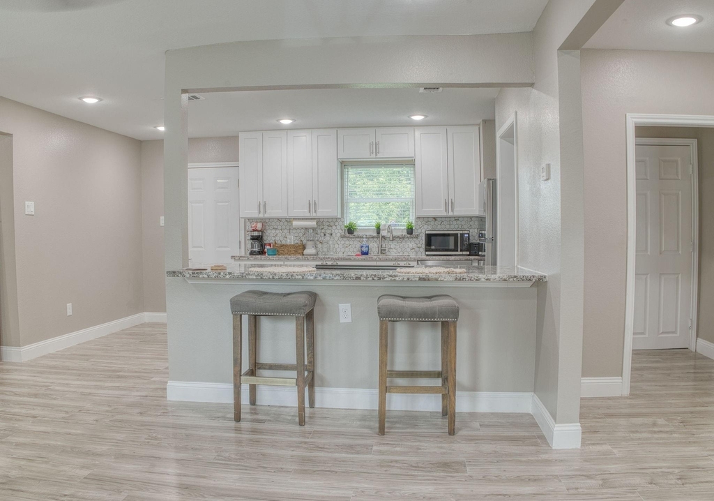 8150 Herschelwood Street - Photo 10