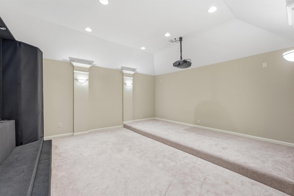 5507 Opal Cove Court - Photo 17