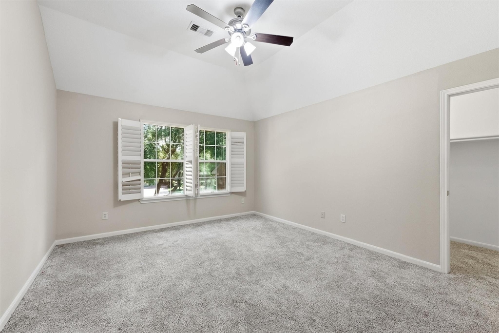 5507 Opal Cove Court - Photo 9