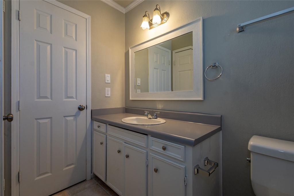 5810 Meadowview Road - Photo 16