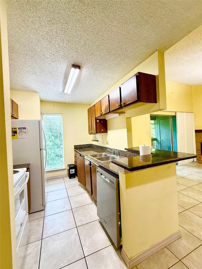 8360 Jorine Drive - Photo 13