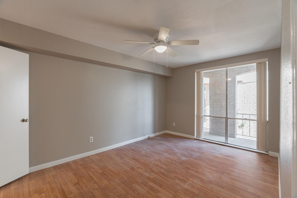 4635 Wild Indigo Street - Photo 17