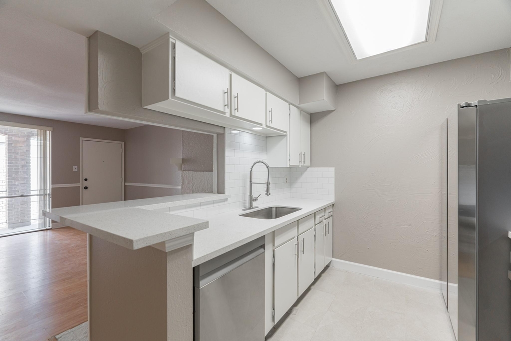 4635 Wild Indigo Street - Photo 10