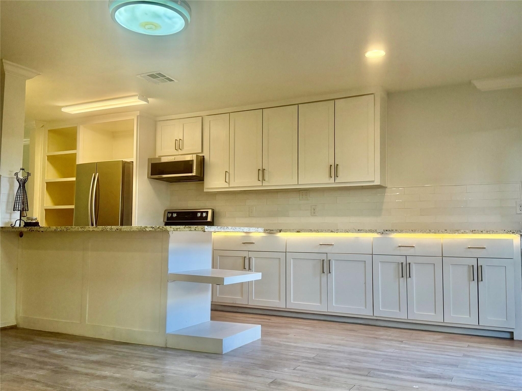 5800 Lumberdale Road - Photo 11