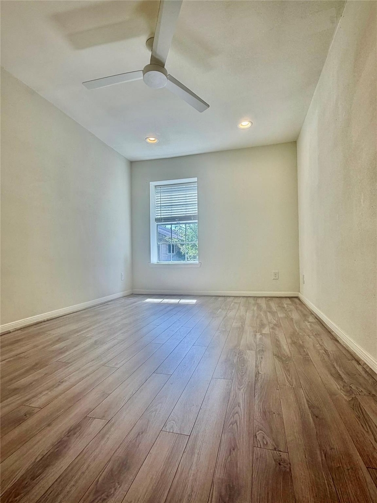 5800 Lumberdale Road - Photo 22