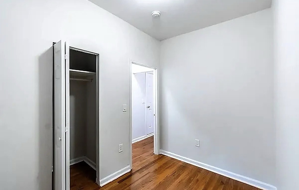 92 St Marks Place - Photo 5