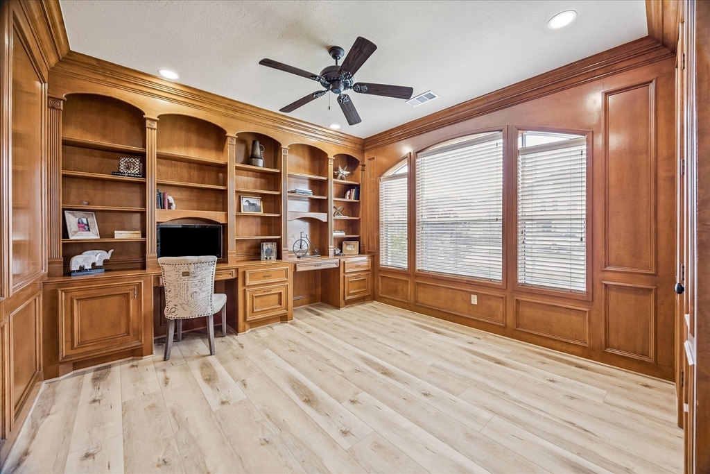 2210 Bywater Drive - Photo 5