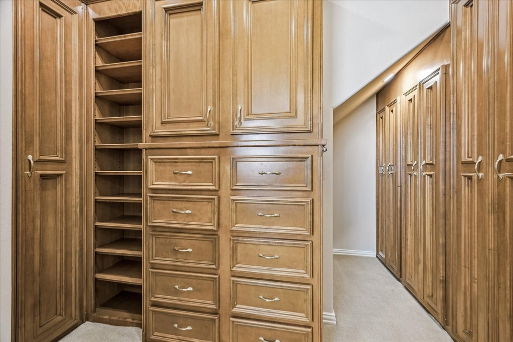 2210 Bywater Drive - Photo 32