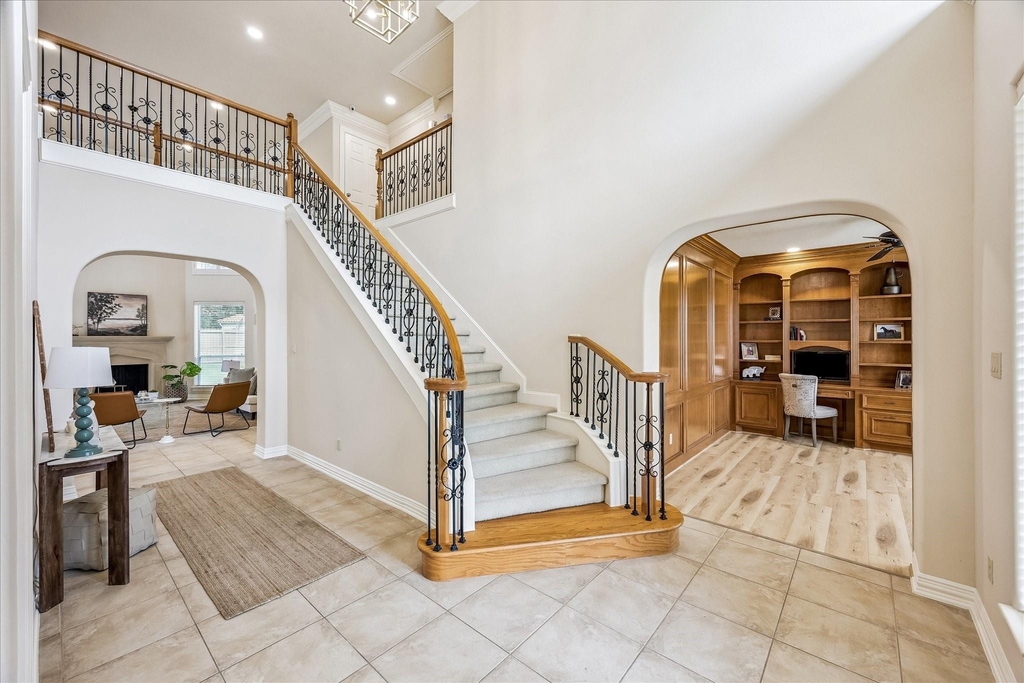 2210 Bywater Drive - Photo 4