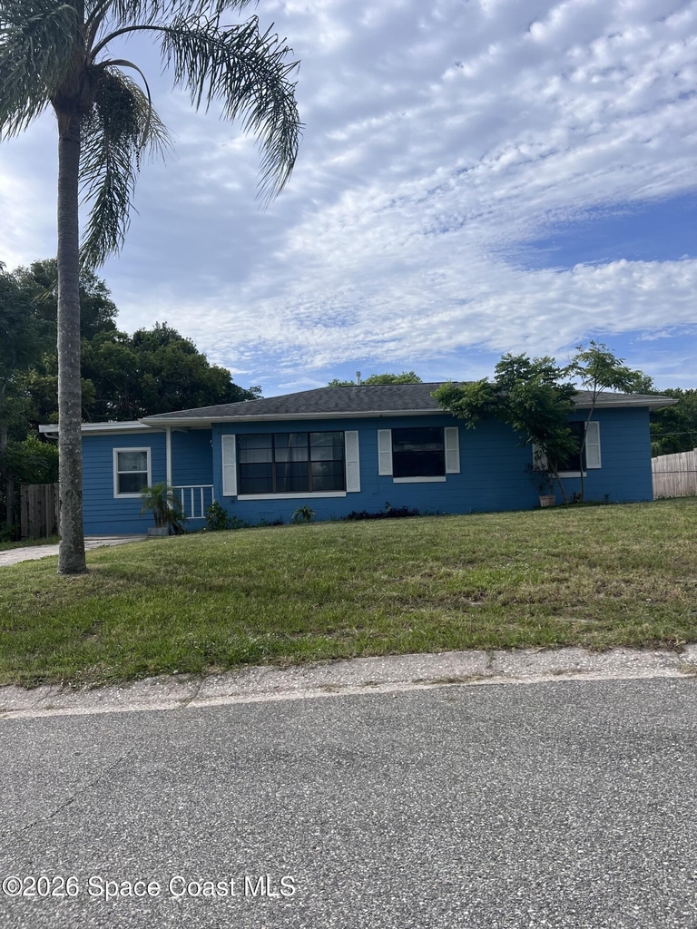 1717 La Marche Drive - Photo 0