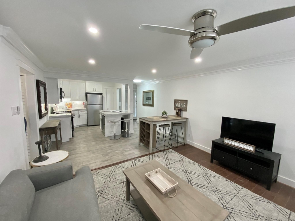 614 Kipling St Street - Photo 0