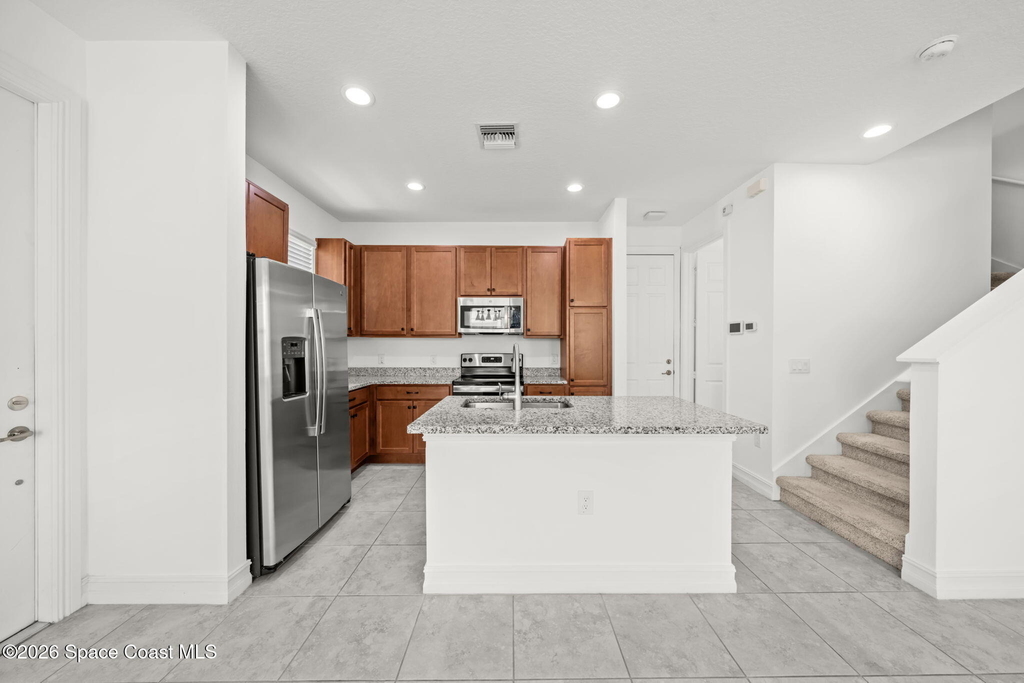 1800 Noel Place - Photo 9