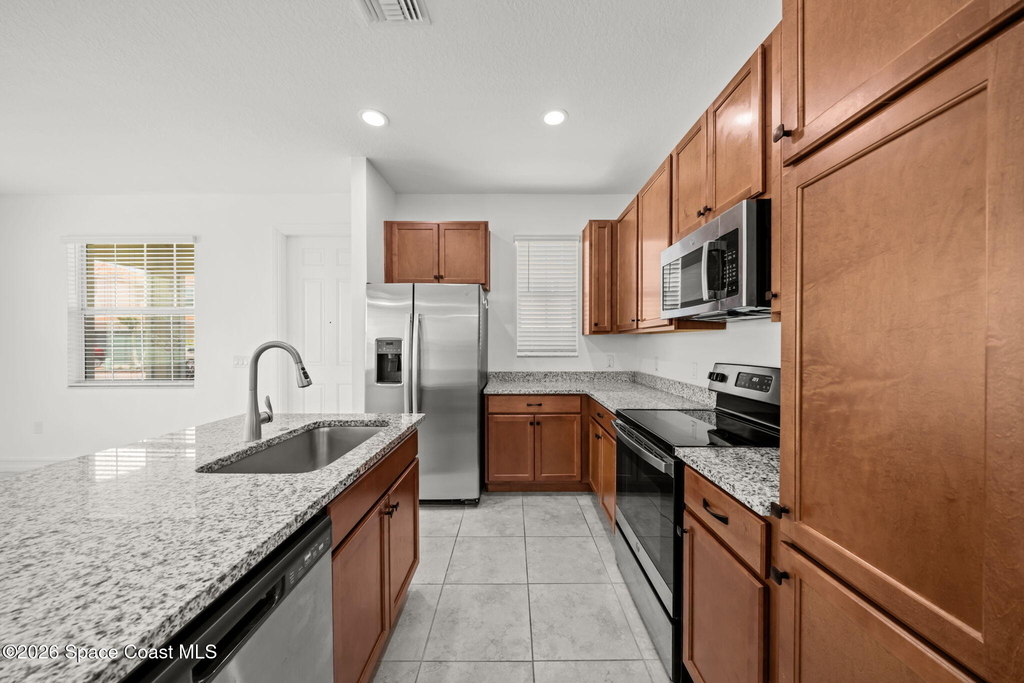 1800 Noel Place - Photo 15