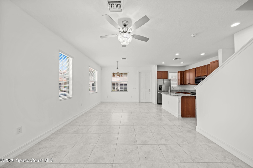 1800 Noel Place - Photo 6