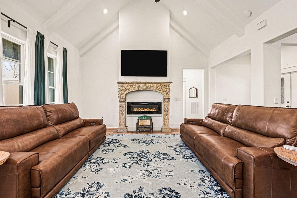 444 Mill Road - Photo 4