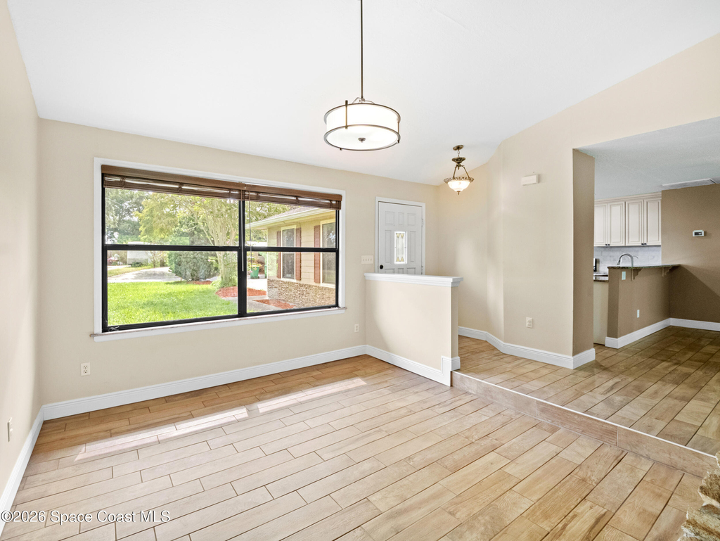 3725 Laurette Road - Photo 5