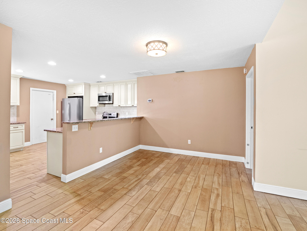 3725 Laurette Road - Photo 10