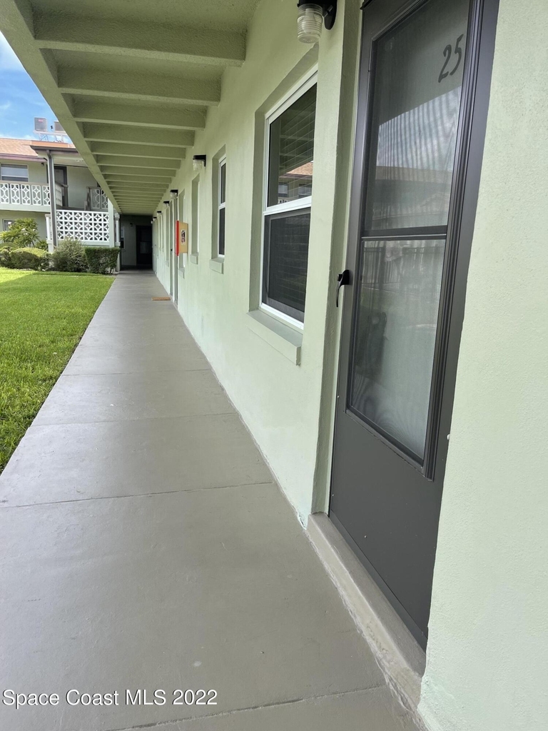 5600 N Banana River Boulevard - Photo 21