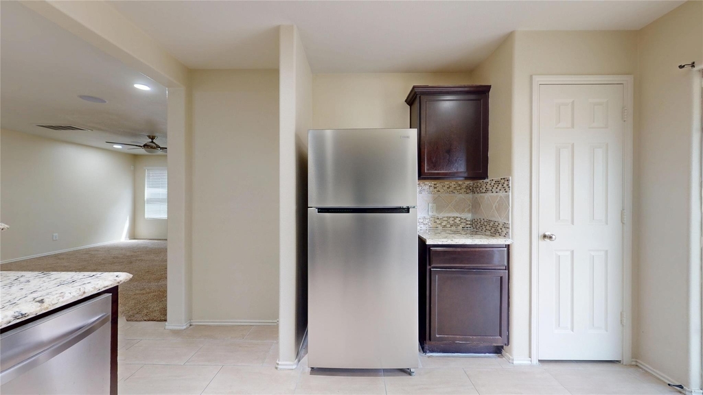 16510 Mandate Drive - Photo 16