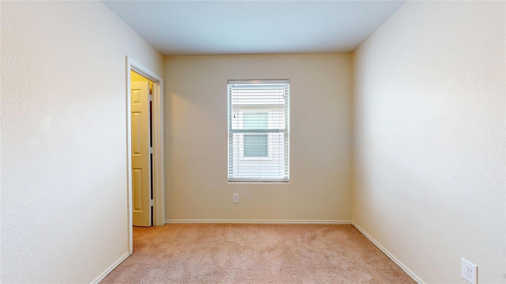 16510 Mandate Drive - Photo 36