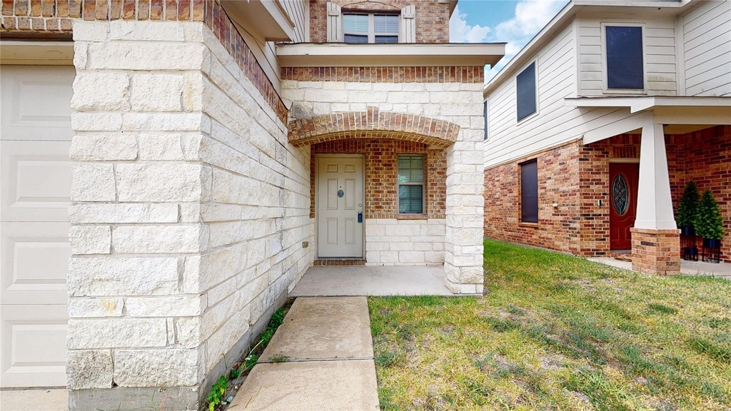 16510 Mandate Drive - Photo 2