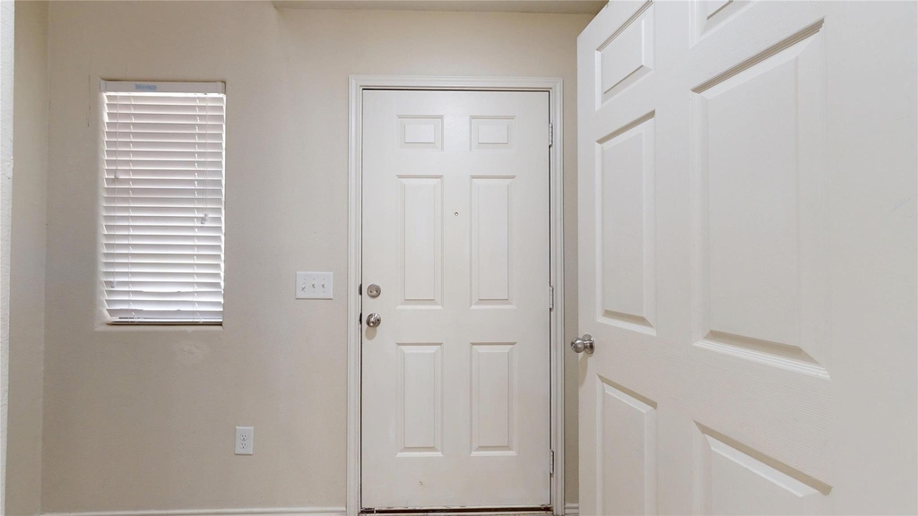 16510 Mandate Drive - Photo 3
