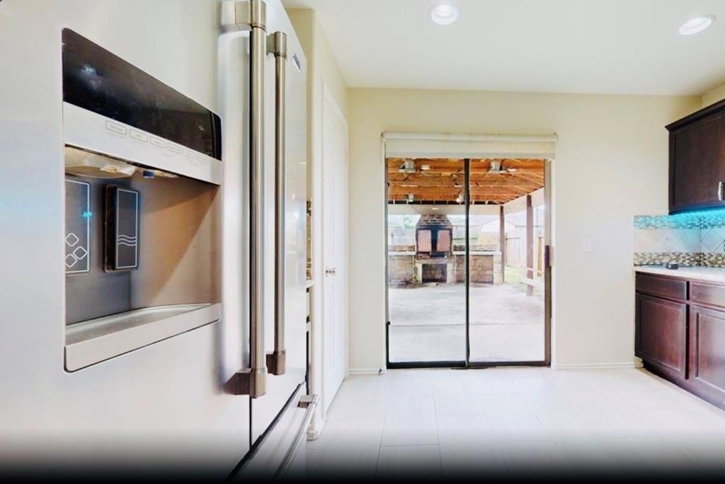 16510 Mandate Drive - Photo 2