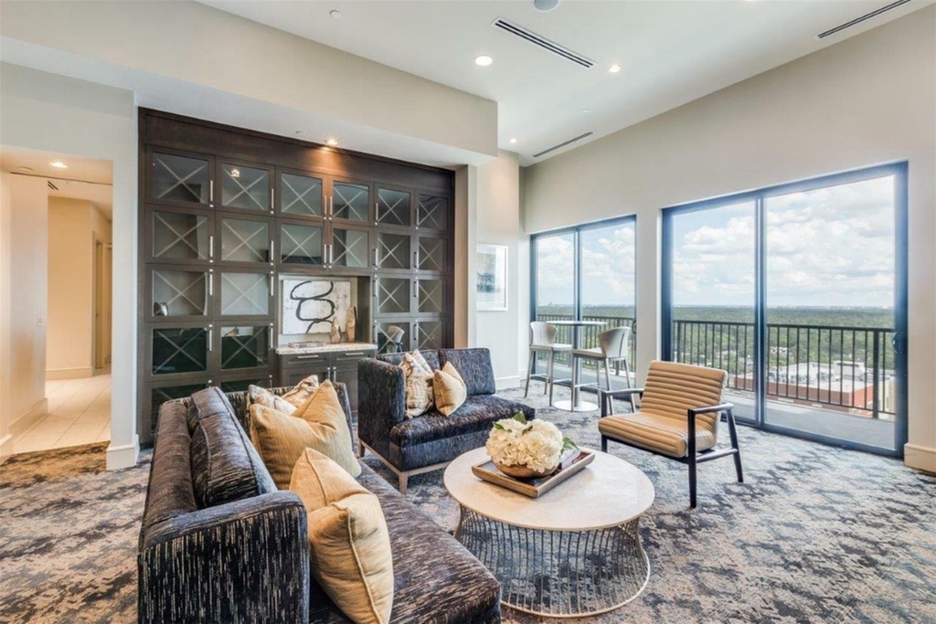 9787 Katy Freeway - Photo 20