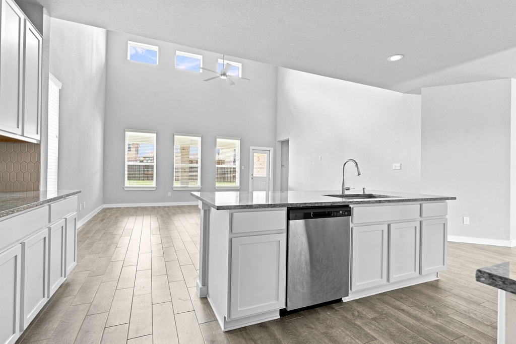 5419 Sunstone Circle - Photo 9