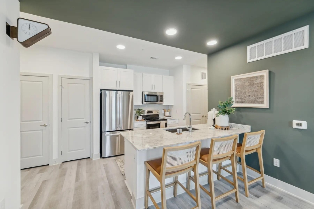 2020 Grandway Drive - Photo 0
