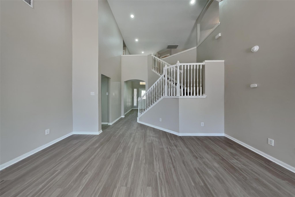 10406 Comanche Springs Court - Photo 2