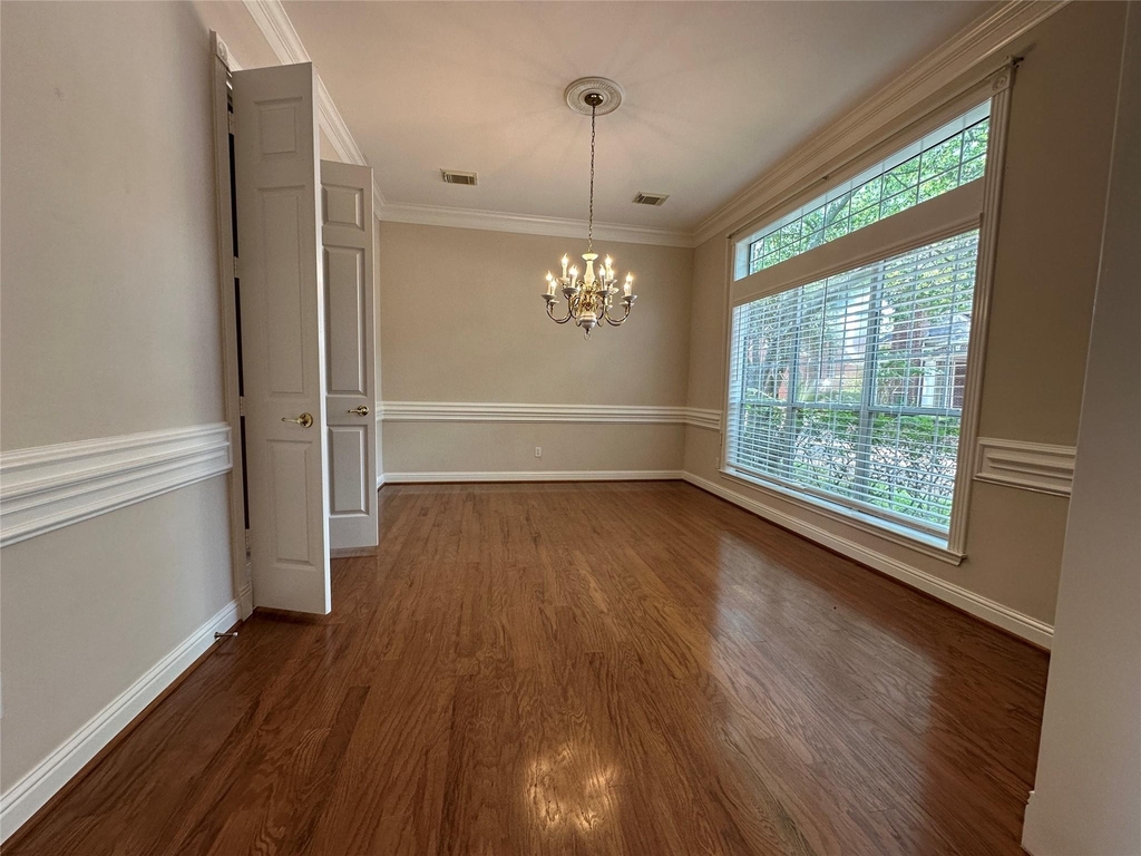17 Ambleside Crescent Drive - Photo 11