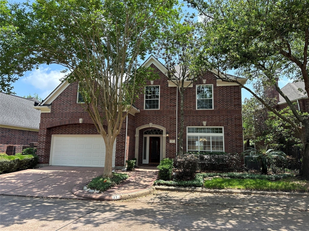 17 Ambleside Crescent Drive - Photo 1