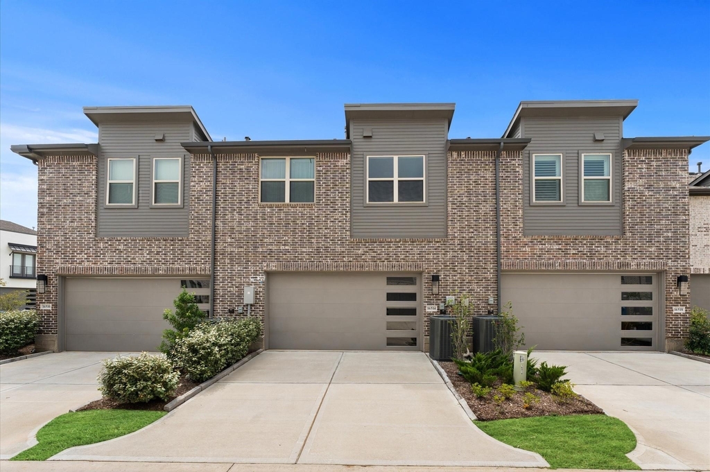16514 Lake Austin Street - Photo 32