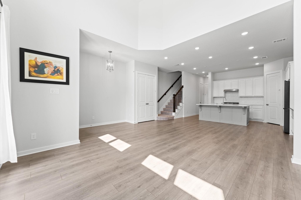 16514 Lake Austin Street - Photo 5