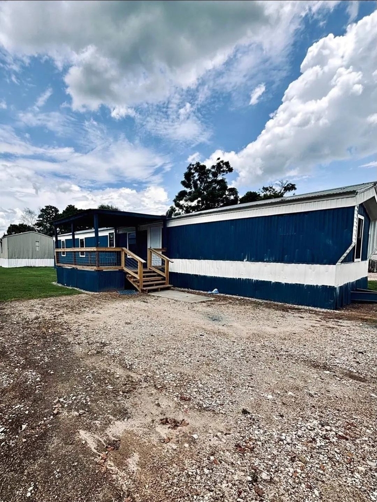 310 Paddock Road - Photo 0