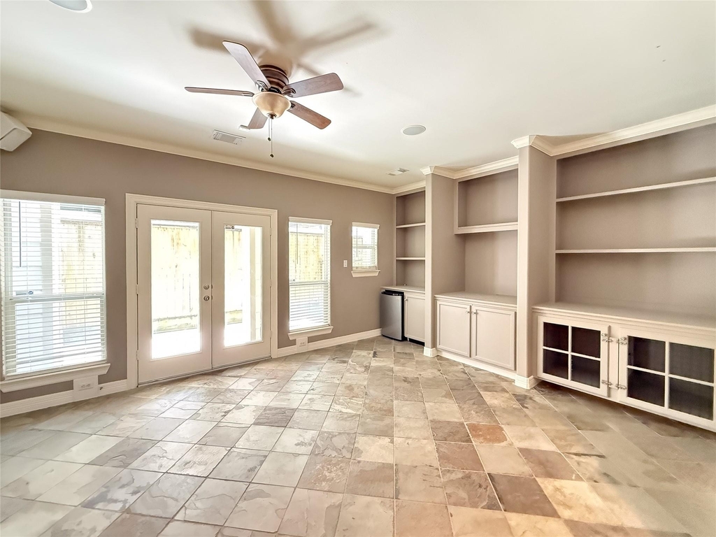 621 Hartman Street - Photo 5