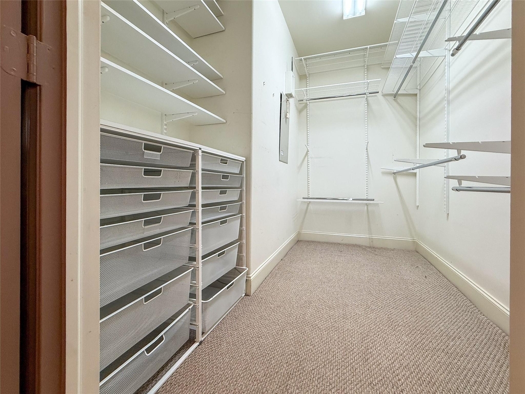 621 Hartman Street - Photo 27