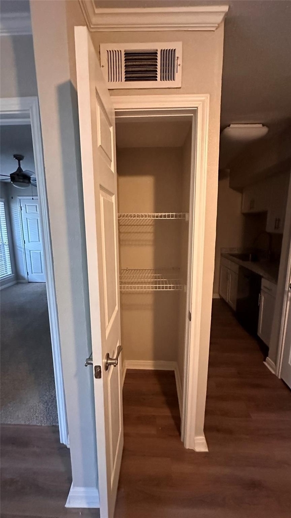2825 Bellefontaine Street - Photo 3