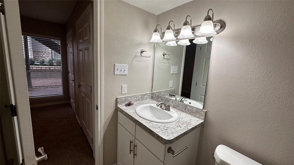 2825 Bellefontaine Street - Photo 7