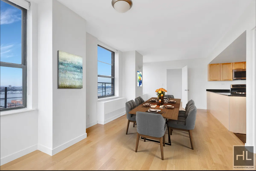 West 87th Street - Photo 2