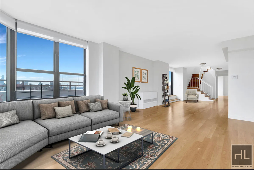 West 87th Street - Photo 1
