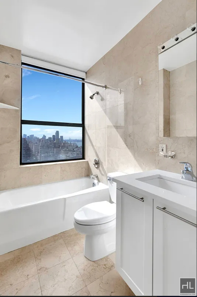 West 87th Street - Photo 6